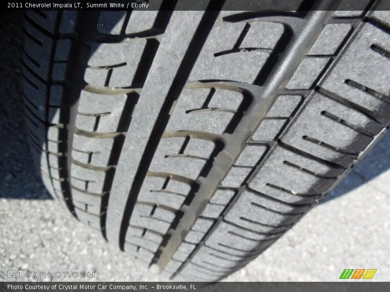 Summit White / Ebony 2011 Chevrolet Impala LT
