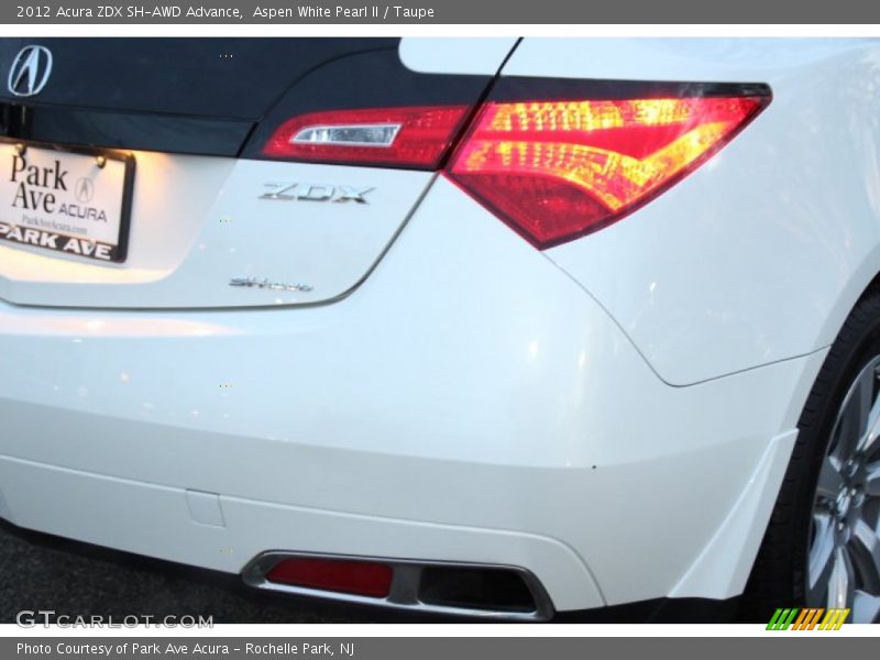 Aspen White Pearl II / Taupe 2012 Acura ZDX SH-AWD Advance