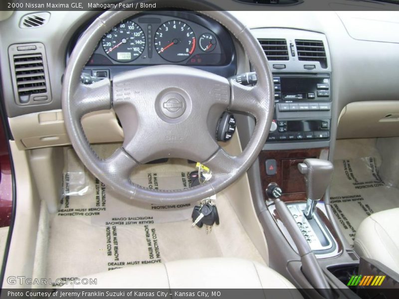 Mahogany Pearl / Blond 2000 Nissan Maxima GLE