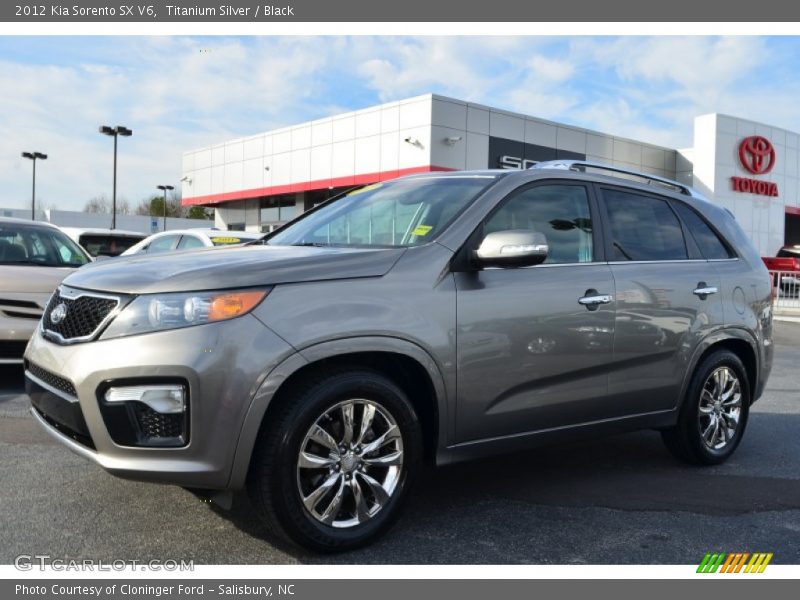 Titanium Silver / Black 2012 Kia Sorento SX V6