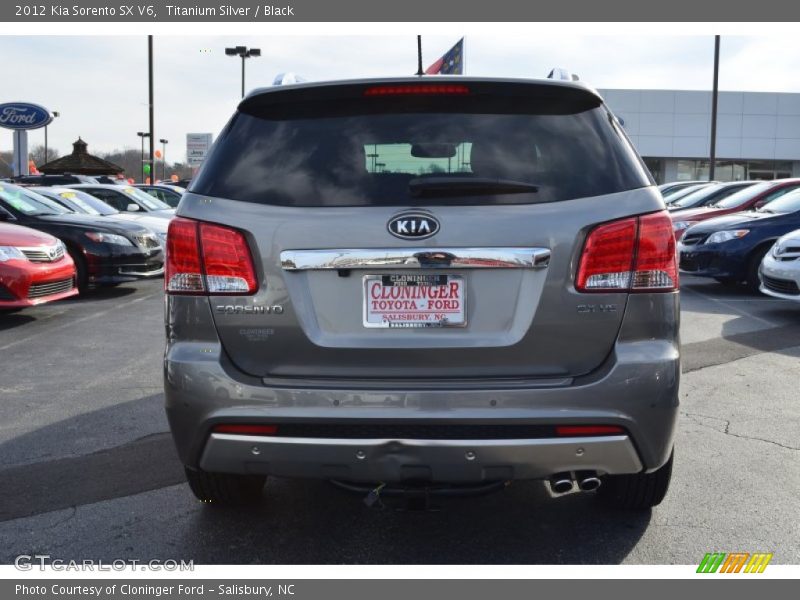 Titanium Silver / Black 2012 Kia Sorento SX V6