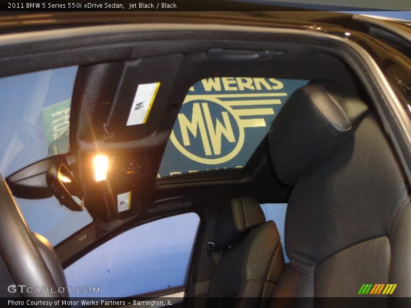 Jet Black / Black 2011 BMW 5 Series 550i xDrive Sedan