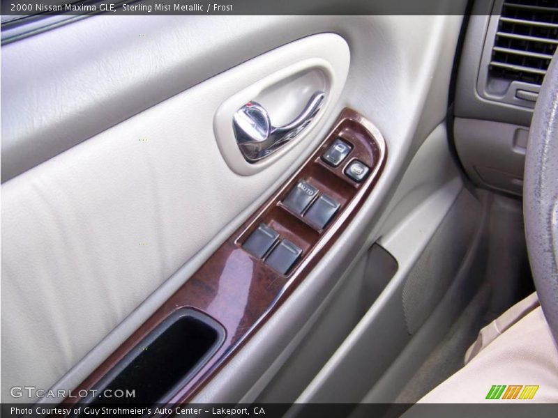 Sterling Mist Metallic / Frost 2000 Nissan Maxima GLE