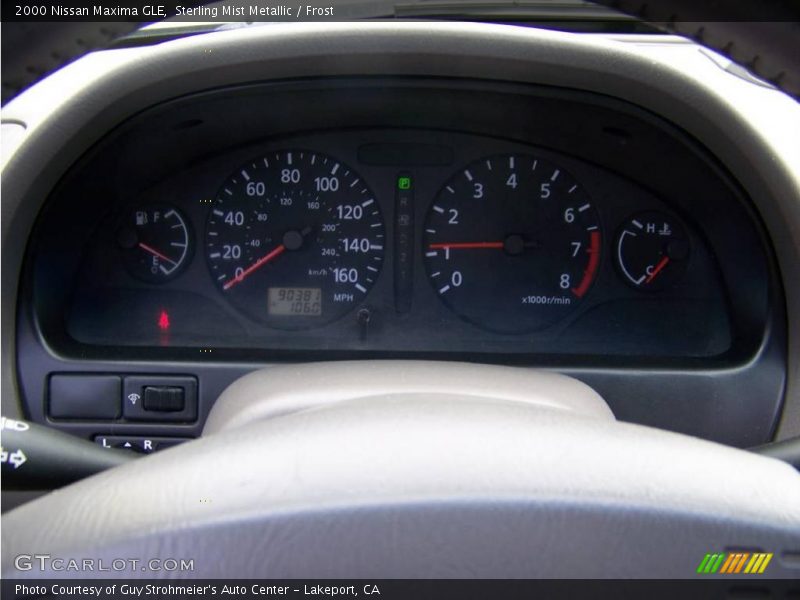 Sterling Mist Metallic / Frost 2000 Nissan Maxima GLE
