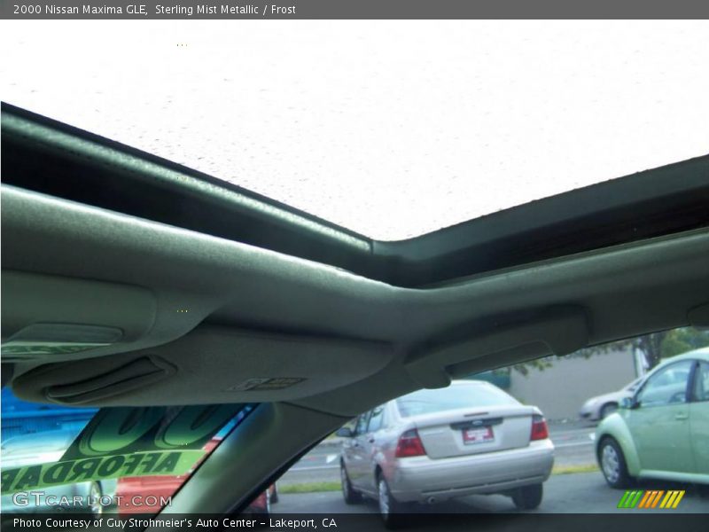 Sterling Mist Metallic / Frost 2000 Nissan Maxima GLE