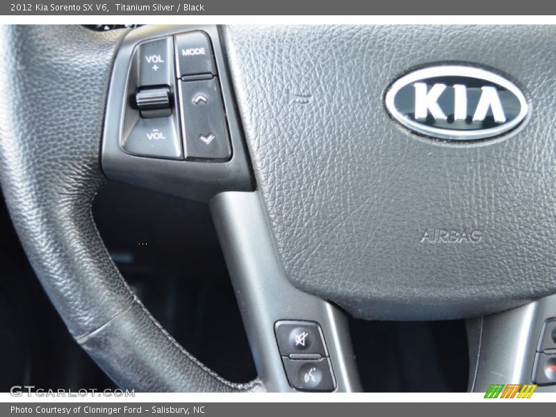 Titanium Silver / Black 2012 Kia Sorento SX V6