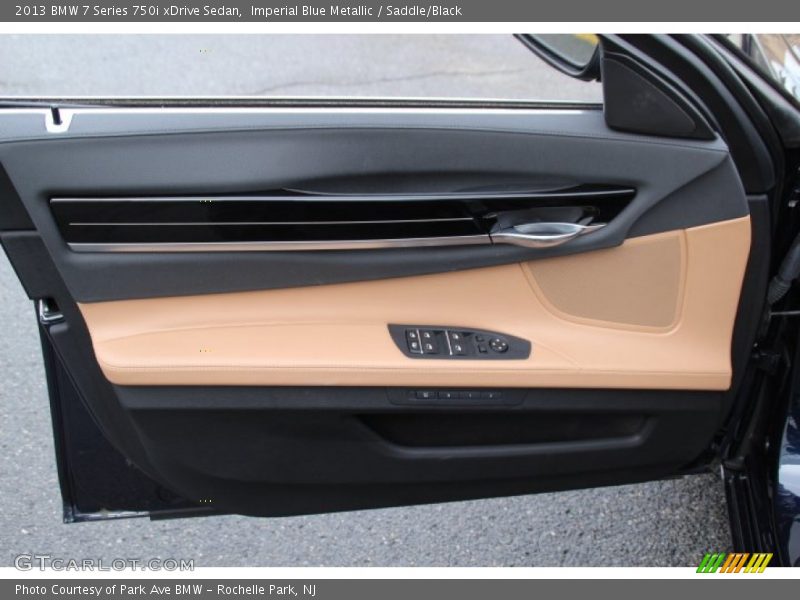 Door Panel of 2013 7 Series 750i xDrive Sedan
