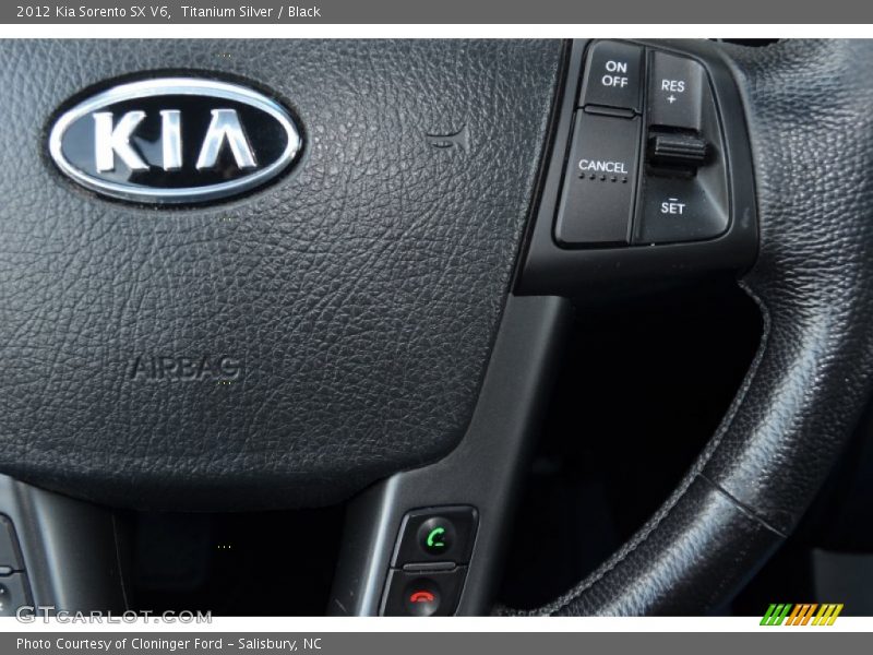 Titanium Silver / Black 2012 Kia Sorento SX V6