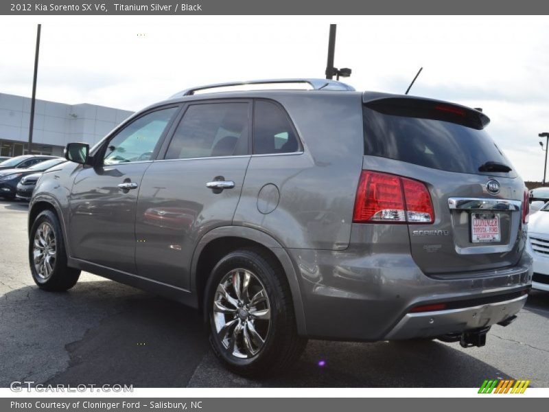 Titanium Silver / Black 2012 Kia Sorento SX V6