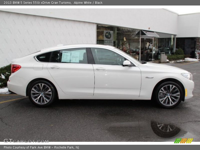 Alpine White / Black 2013 BMW 5 Series 550i xDrive Gran Turismo