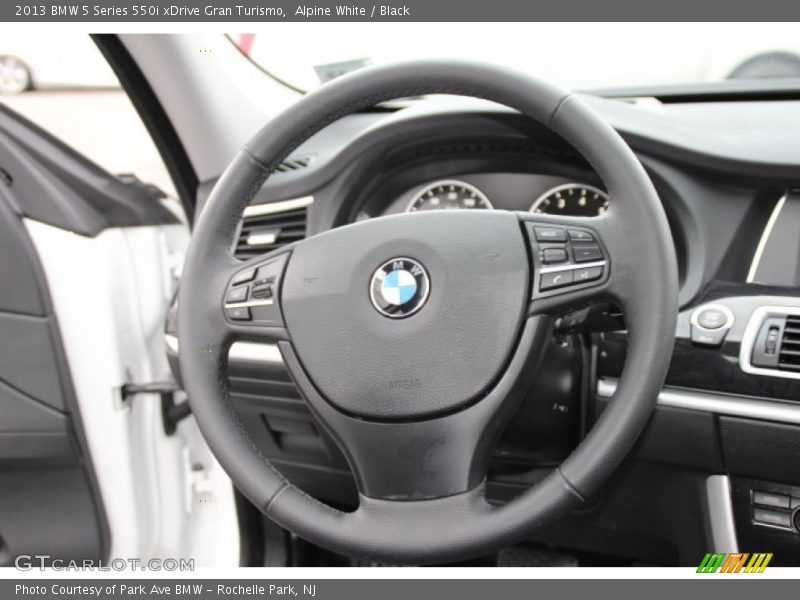 Alpine White / Black 2013 BMW 5 Series 550i xDrive Gran Turismo