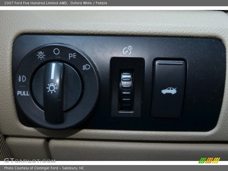 Oxford White / Pebble 2007 Ford Five Hundred Limited AWD
