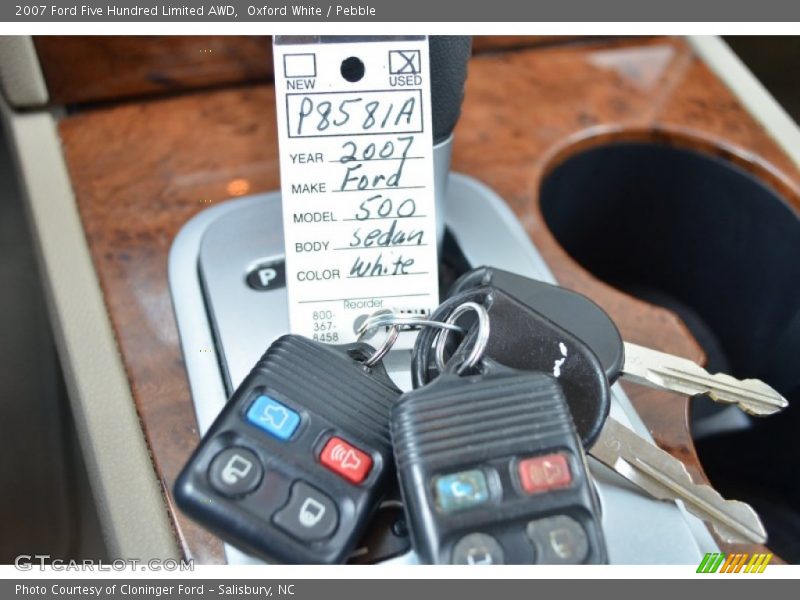 Oxford White / Pebble 2007 Ford Five Hundred Limited AWD