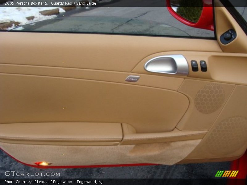 Door Panel of 2005 Boxster S