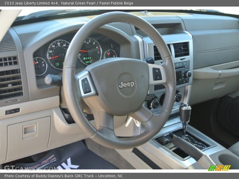 Natural Green Pearl / Pastel Pebble Beige 2010 Jeep Liberty Limited 4x4