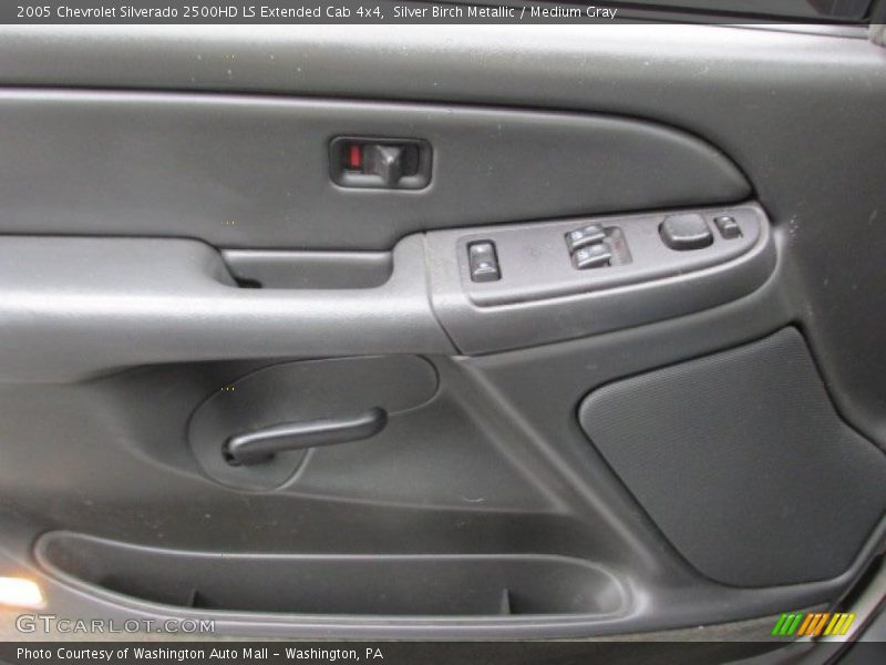 Silver Birch Metallic / Medium Gray 2005 Chevrolet Silverado 2500HD LS Extended Cab 4x4