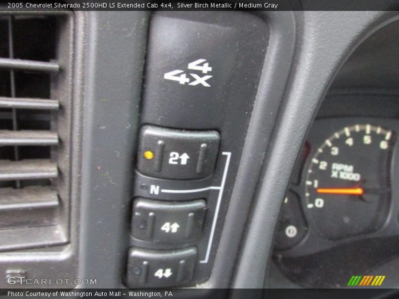 Silver Birch Metallic / Medium Gray 2005 Chevrolet Silverado 2500HD LS Extended Cab 4x4