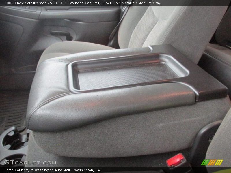 Silver Birch Metallic / Medium Gray 2005 Chevrolet Silverado 2500HD LS Extended Cab 4x4
