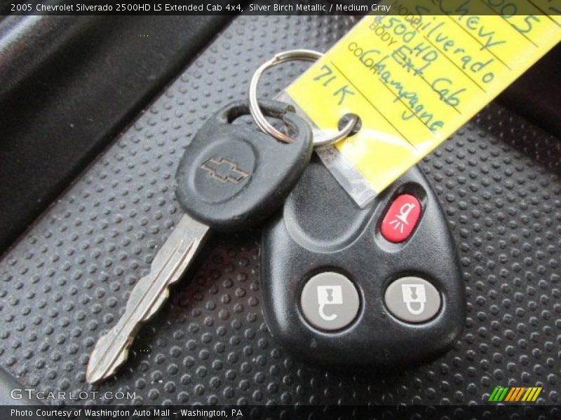 Silver Birch Metallic / Medium Gray 2005 Chevrolet Silverado 2500HD LS Extended Cab 4x4