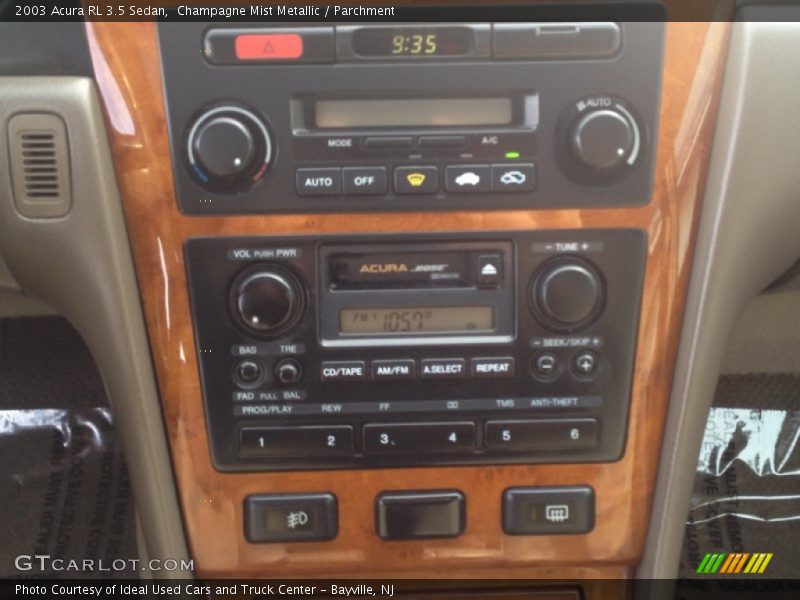 Controls of 2003 RL 3.5 Sedan