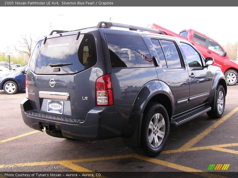 Silverton Blue Pearl / Graphite 2005 Nissan Pathfinder LE 4x4