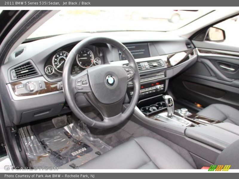 Jet Black / Black 2011 BMW 5 Series 535i Sedan