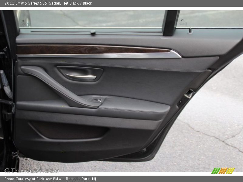 Jet Black / Black 2011 BMW 5 Series 535i Sedan
