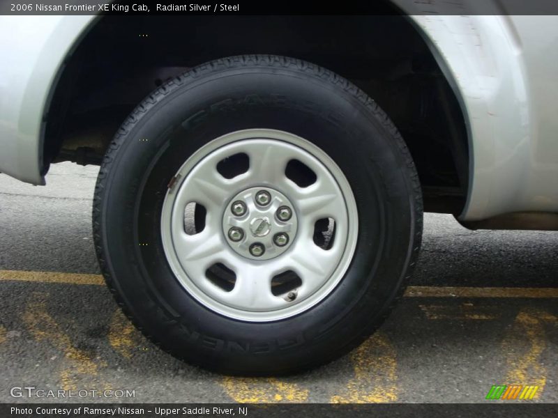Radiant Silver / Steel 2006 Nissan Frontier XE King Cab