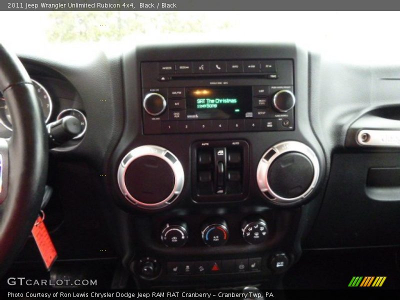Black / Black 2011 Jeep Wrangler Unlimited Rubicon 4x4