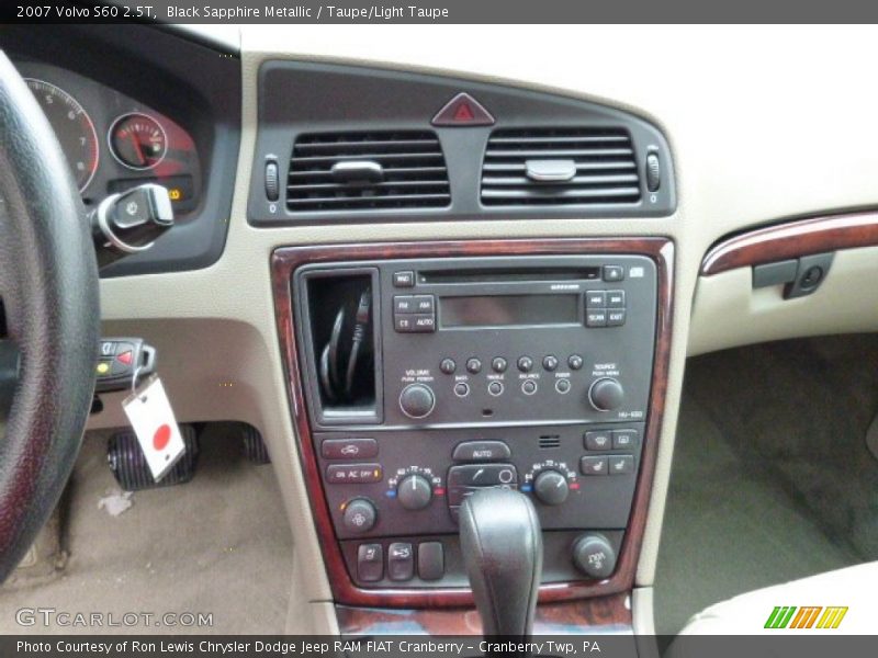 Black Sapphire Metallic / Taupe/Light Taupe 2007 Volvo S60 2.5T