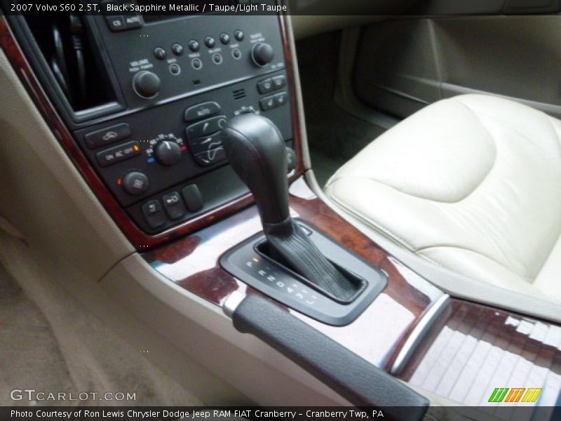 Black Sapphire Metallic / Taupe/Light Taupe 2007 Volvo S60 2.5T