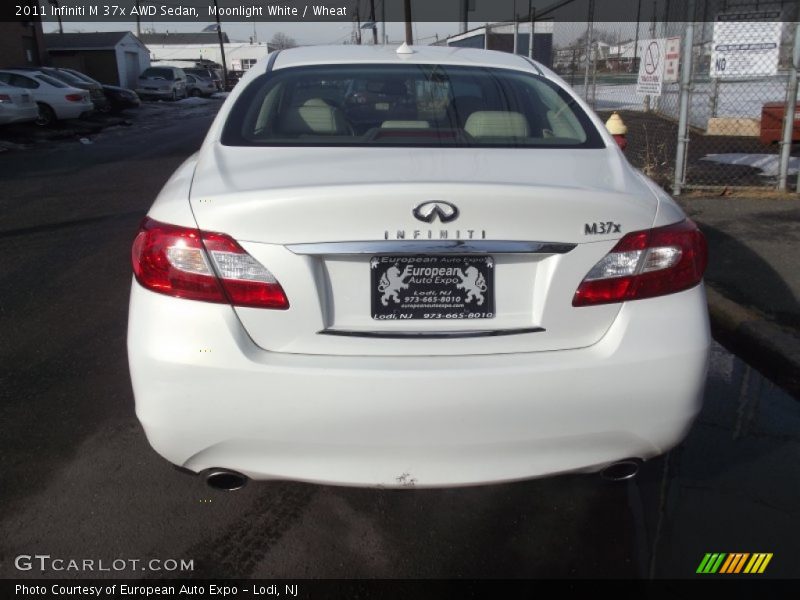 Moonlight White / Wheat 2011 Infiniti M 37x AWD Sedan