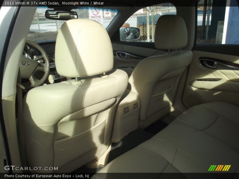 Moonlight White / Wheat 2011 Infiniti M 37x AWD Sedan