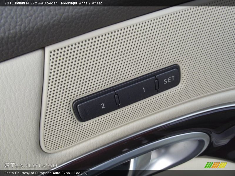 Moonlight White / Wheat 2011 Infiniti M 37x AWD Sedan