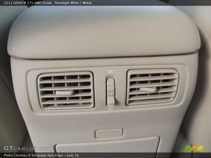 Moonlight White / Wheat 2011 Infiniti M 37x AWD Sedan