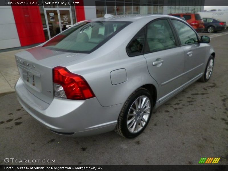 Silver Metallic / Quartz 2009 Volvo S40 2.4i