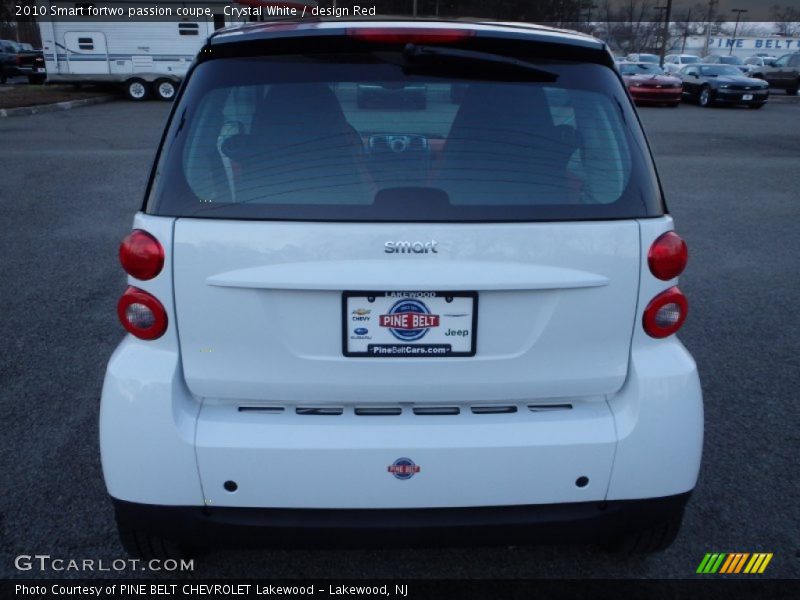 Crystal White / design Red 2010 Smart fortwo passion coupe