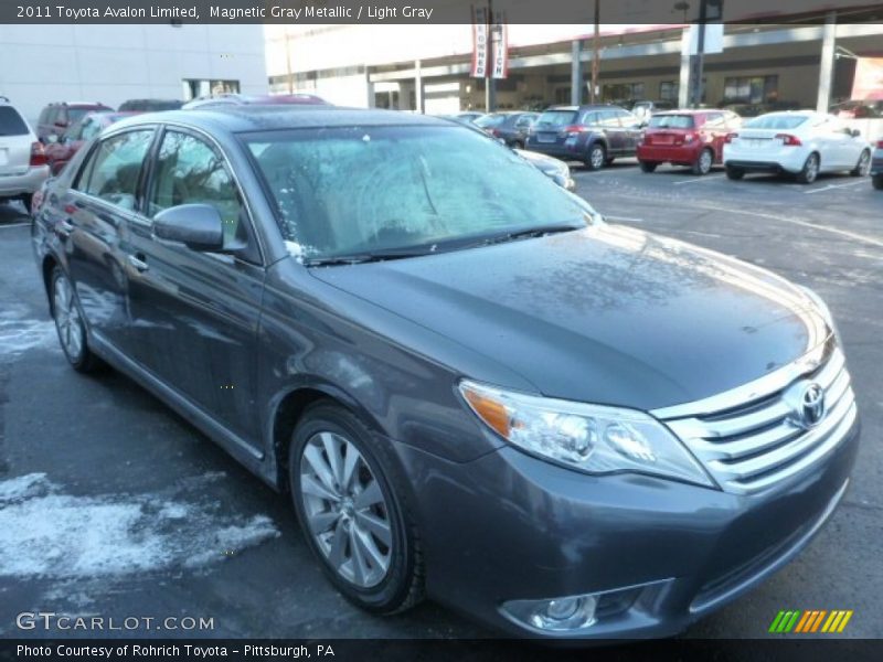 Magnetic Gray Metallic / Light Gray 2011 Toyota Avalon Limited