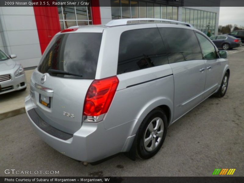 Radiant Silver / Gray 2009 Nissan Quest 3.5 S