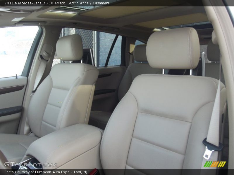 Arctic White / Cashmere 2011 Mercedes-Benz R 350 4Matic