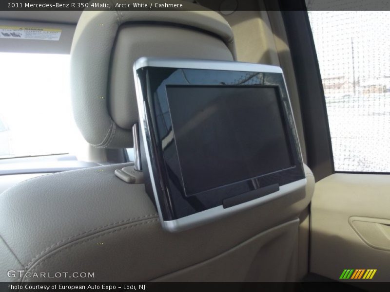 Arctic White / Cashmere 2011 Mercedes-Benz R 350 4Matic