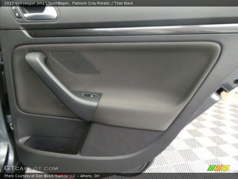 Platinum Gray Metallic / Titan Black 2013 Volkswagen Jetta S SportWagen