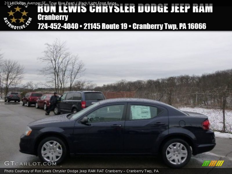 True Blue Pearl / Black/Light Frost Beige 2014 Dodge Avenger SE