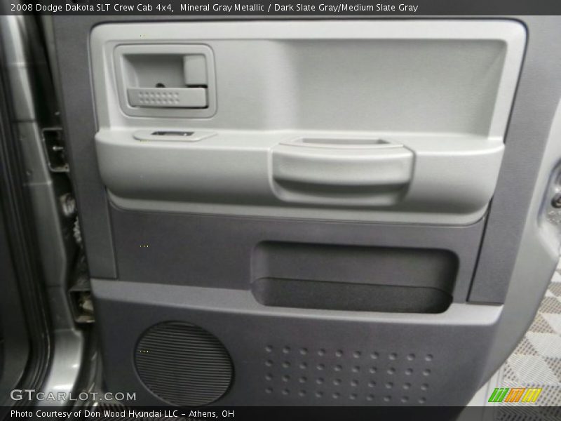 Mineral Gray Metallic / Dark Slate Gray/Medium Slate Gray 2008 Dodge Dakota SLT Crew Cab 4x4