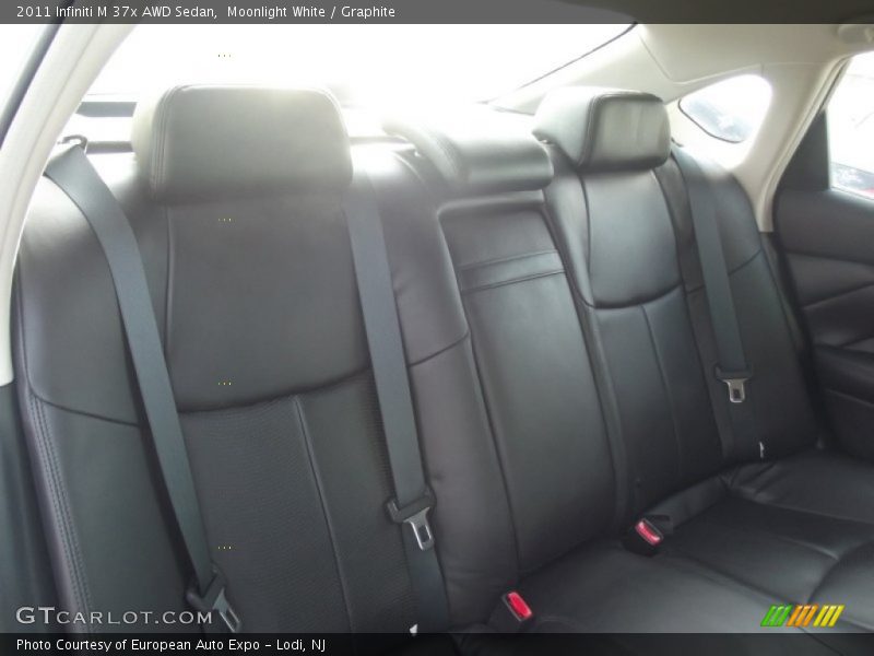 Moonlight White / Graphite 2011 Infiniti M 37x AWD Sedan