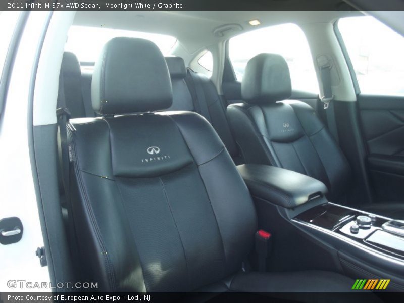 Moonlight White / Graphite 2011 Infiniti M 37x AWD Sedan
