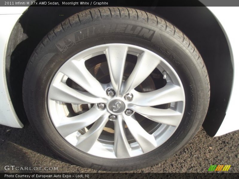 Moonlight White / Graphite 2011 Infiniti M 37x AWD Sedan