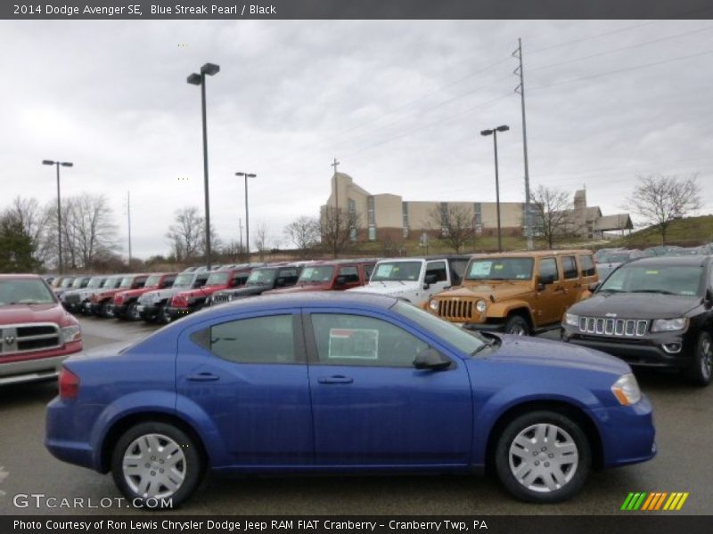 Blue Streak Pearl / Black 2014 Dodge Avenger SE
