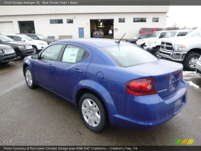 Blue Streak Pearl / Black 2014 Dodge Avenger SE