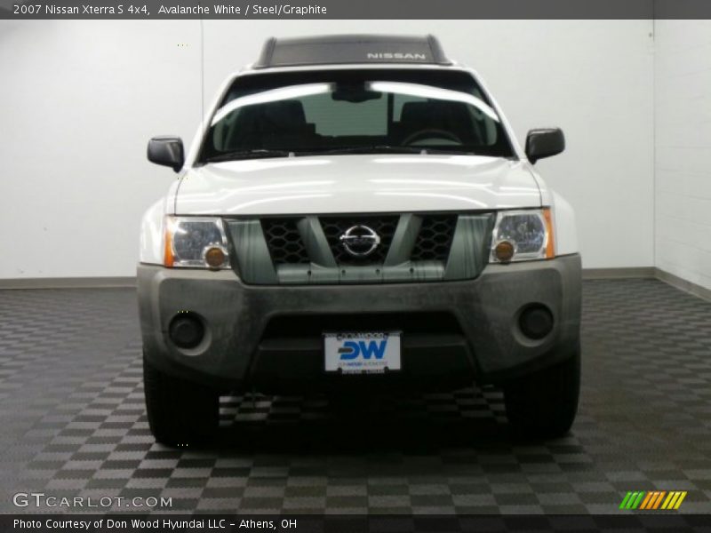 Avalanche White / Steel/Graphite 2007 Nissan Xterra S 4x4
